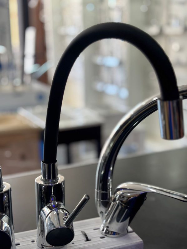 MEZCLADORA PARA FREGADERO NEGRO